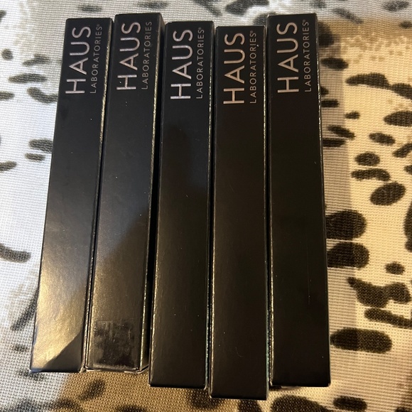HAUS LABORATORIES DISCONTINUED LE MONSTER MATTE LIPSTICKS BUNDLE NEW - Picture 2 of 2